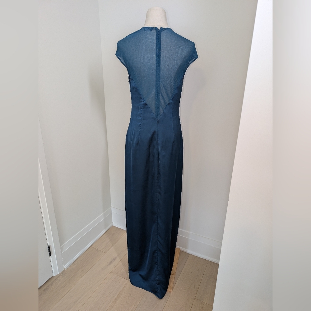Elegant Teal Evening Gown - Picture 5 of 7